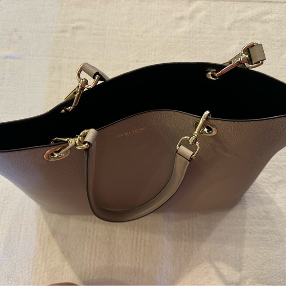 Henri Bendel Tote - Picture 2 of 9